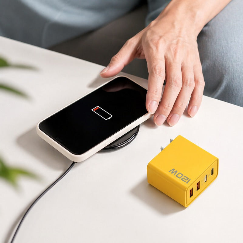 Everyneeding 4-Port Multi-Device Charger