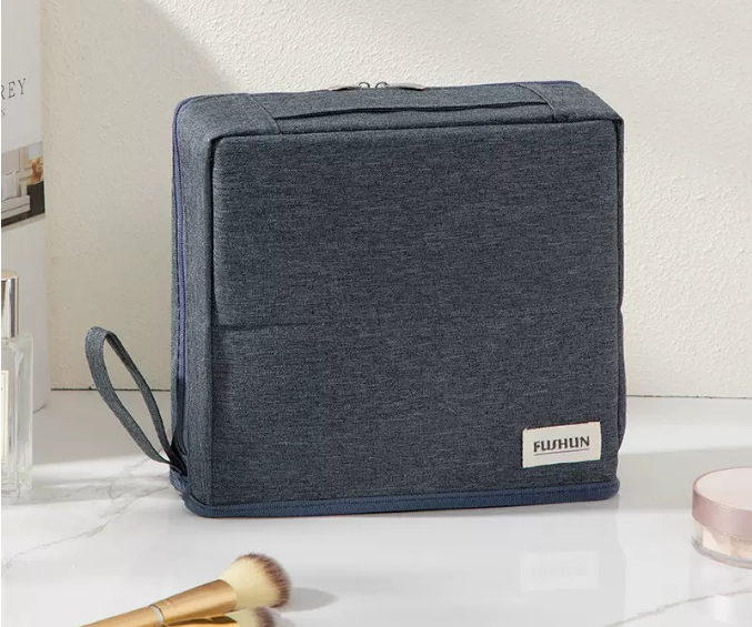 Doresty Standing Makeup Bag – Portable, Large Capacity