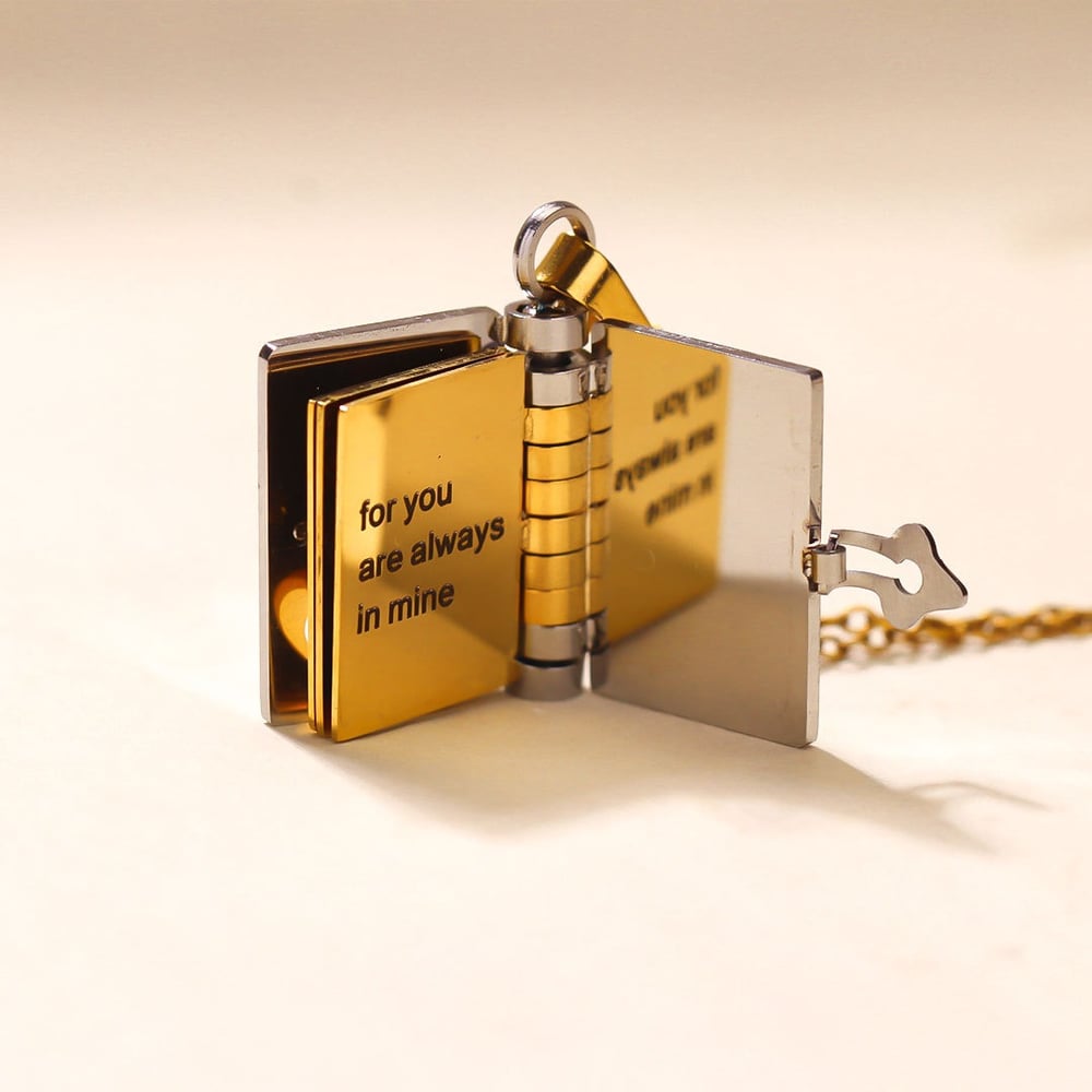 Preliminaryt The Most Beautiful Chapter Book Necklace For Granddaughter and daughter