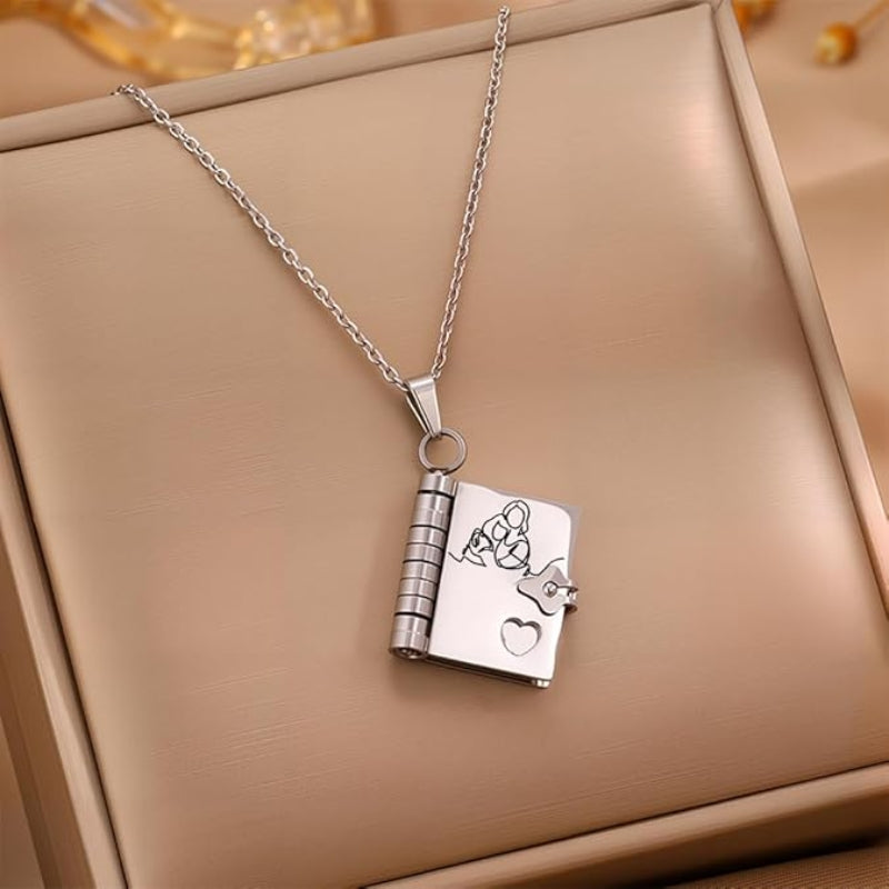Mainora Book Necklace for Granddaughter / SILVER