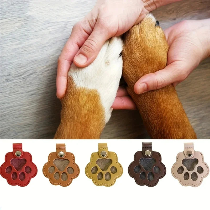 Pets Atelier Memorial Leather Pet Hair Storage Keychain 2