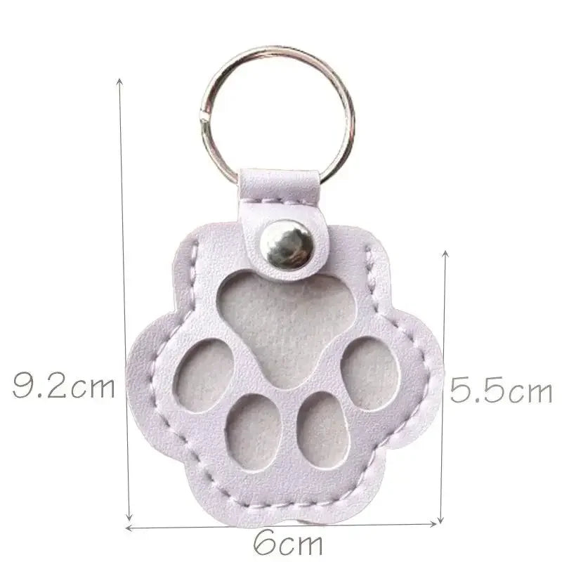 Pets Atelier | Memorial Leather Pet Hair Storage Keychain