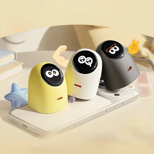 Quotationy Interactive Mini GaN Charger 45W – Animated Expression Smart Plug – Low-Temperature Fast Charging Block for iPhone, Samsung & Tablets 🎭