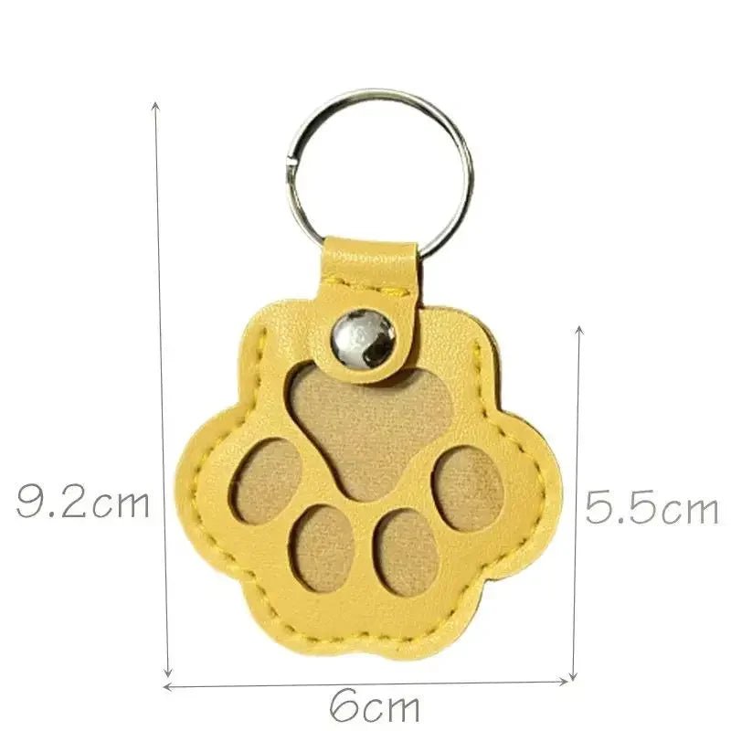 Pets Atelier | Memorial Leather Pet Hair Storage Keychain